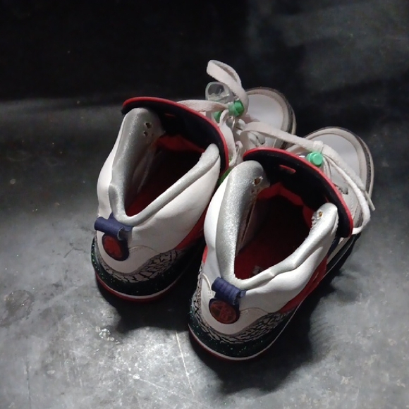 Nike Air Jordan Multicolor Kids Sneakers - Picture 3 of 3